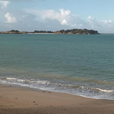 La Ville Es Colins Beaussais Sur Mer Exterior photo