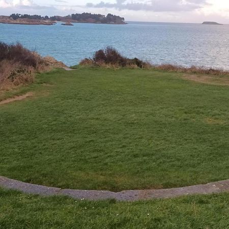 La Ville Es Colins Beaussais Sur Mer Exterior photo